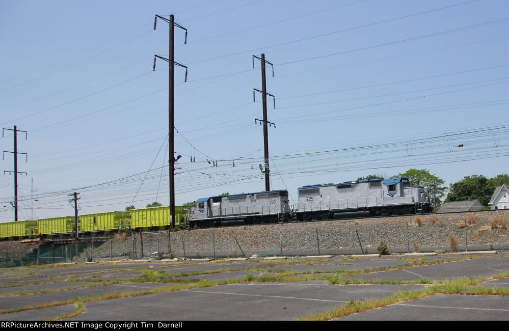 AMTK 725, 722 on a ballasat train.